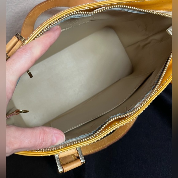 SOLD✨Louis Vuitton✨ Vernis Leather LV Monogram Houston Tote Bag EUC - Picture 10 of 17